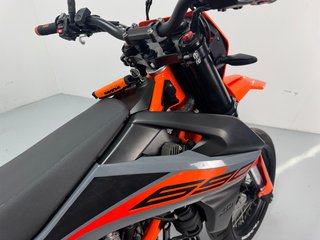 KTM 690 SMC R 2021