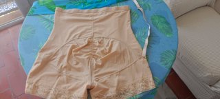 Faja Moldeadora Reductora Glúteos Beige 6XL