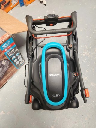 Cortacésped Gardena PowerMax Duo 46/36V
