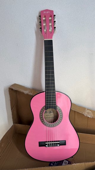 Guitarra española infantil rosa
