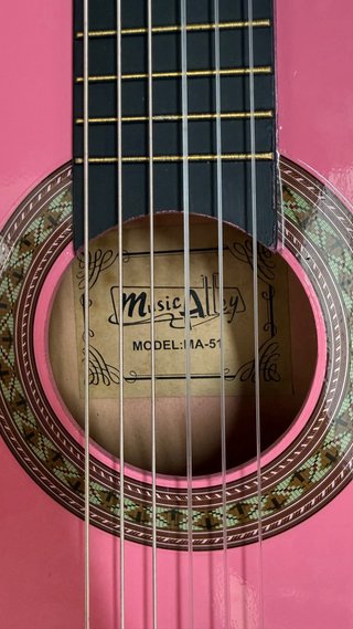 Guitarra española infantil rosa