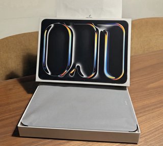 iPad Pro+Magic Keyboard+A Pencil. Garantía.A care