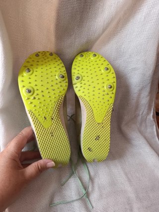 Zapatillas Clavos Atletismo Verde y Amarillo