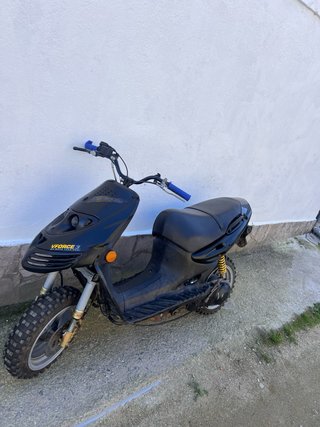 Suzuki Katana AY 50 Negra