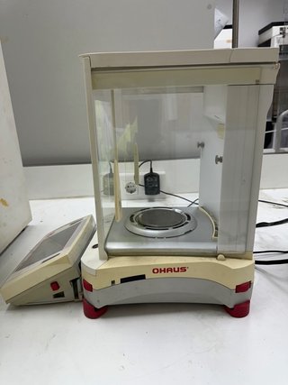 Balanza Analítica Ohaus Explorer