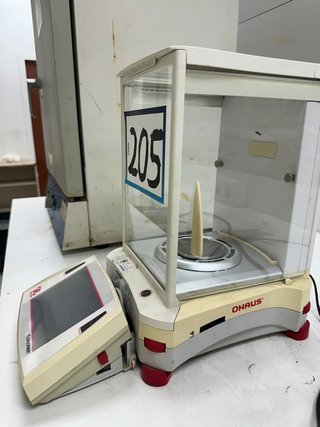 Balanza Analítica Ohaus Explorer