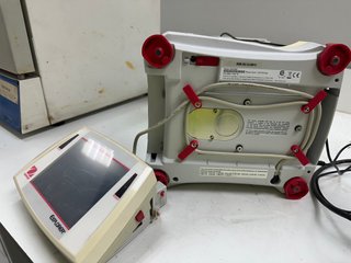 Balanza Analítica Ohaus Explorer