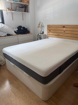 Cabecero de madera para cama