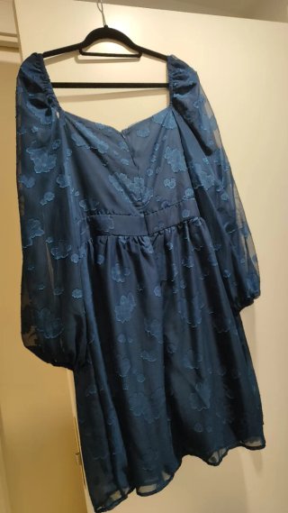 Vestido SHEIN PRIVÉ azul manga larga