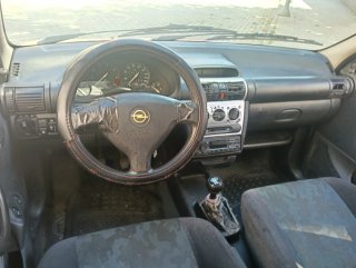 Opel Corsa 2000