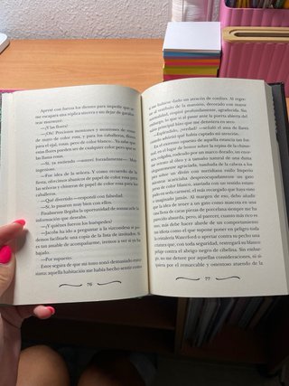 El Caso del Abanico Rosa