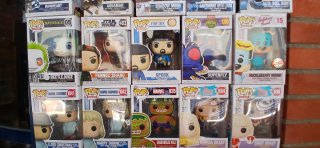 Lote Funko Pop, 32 figuras, Nuevos.