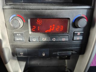Peugeot 207 2010