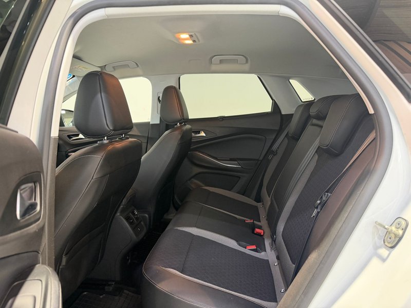 Opel Grandland X 2020, foto 23