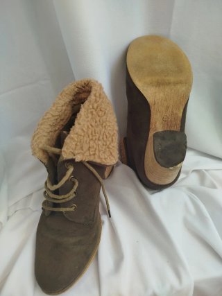Botines Marypaz kaki borreguito talla 36