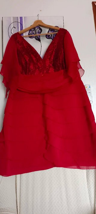 Vestido rojo madrina talla 54/56