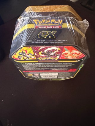 Lata Mega-Zeraora EX
