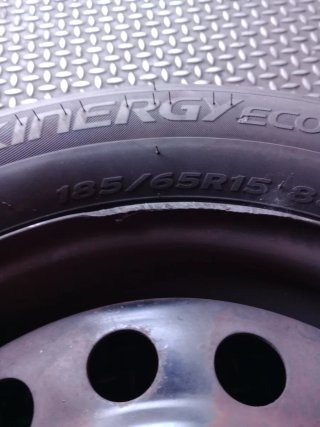 NEUMATICOS 185/65R15 88H