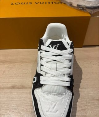 Scarpe Louis Vuitton nere e bianche