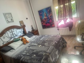 Se alquila habitacion doble