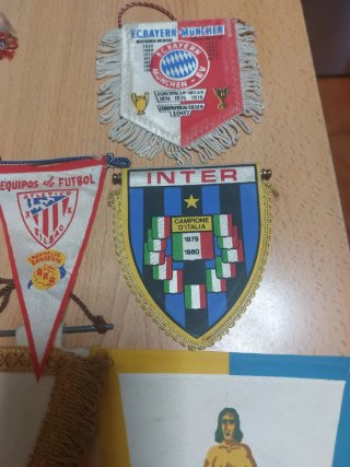 Banderines de fútbol antiguos
