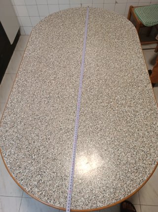 Mesa de cocina redonda de madera maciza  Muy bueno