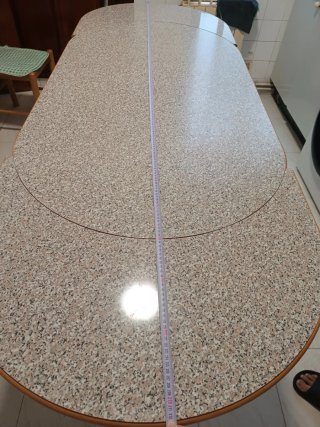 Mesa de cocina redonda de madera maciza  Muy bueno