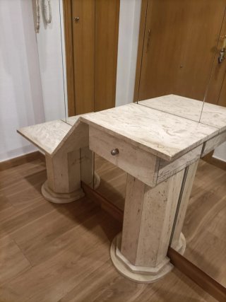 Mueble de entrada mármol y espejo