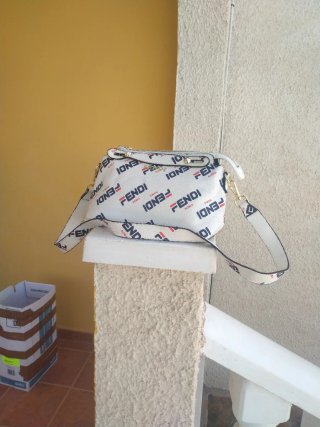Bolso Fendi Blanco con Logo