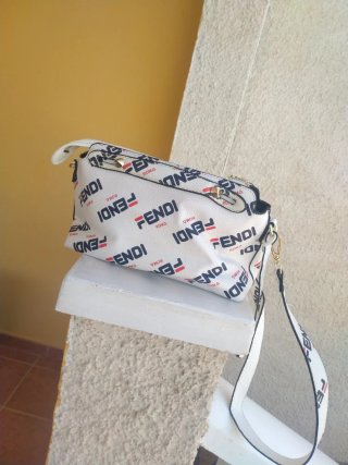 Bolso Fendi Blanco con Logo