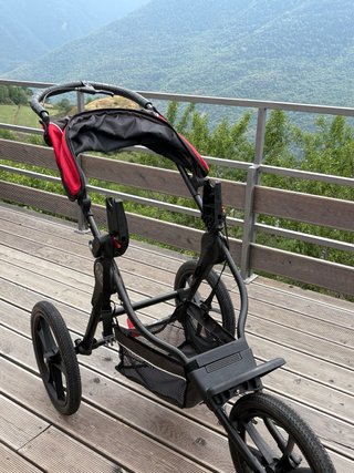 Silla de paseo Baby Jogger roja