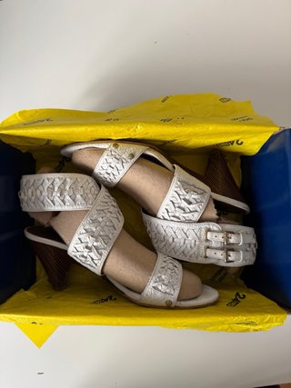 Sandalias Zara Talla 39 Blancas