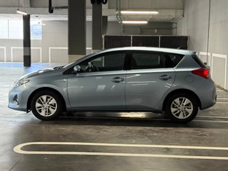 Toyota Auris 2014