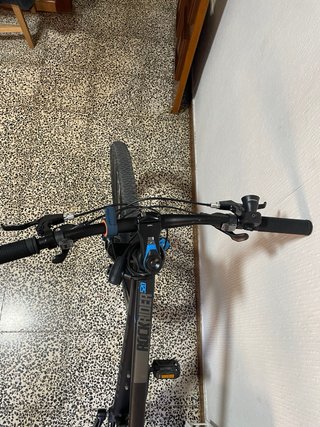 Bicicleta B-TWIN ROCKRIDER 520