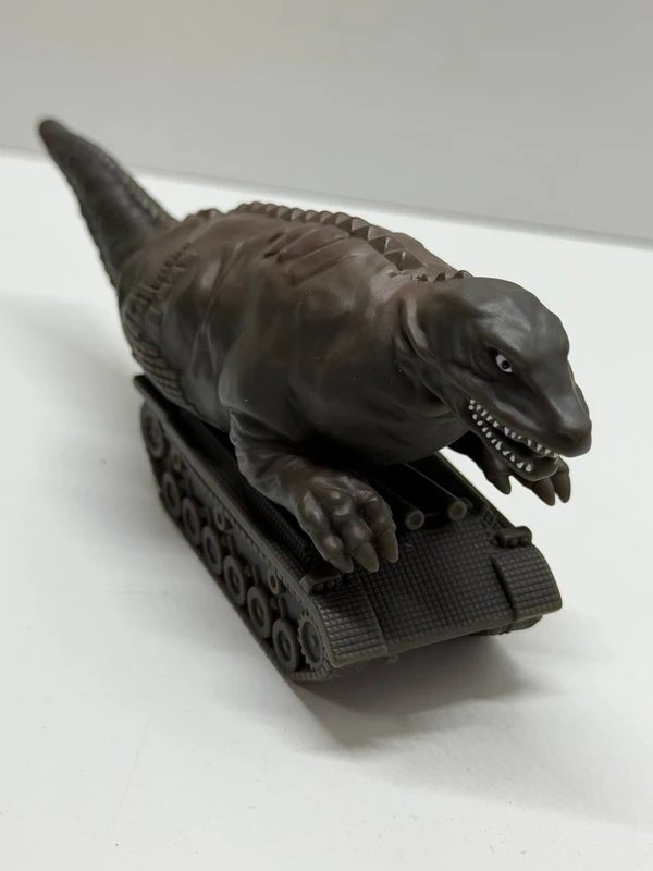 Figura Dino-Tank Kaiju Ultraman Bandai 2014 16cm
