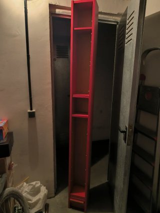 Estantería Ikea GNEDBY Roja 202cm