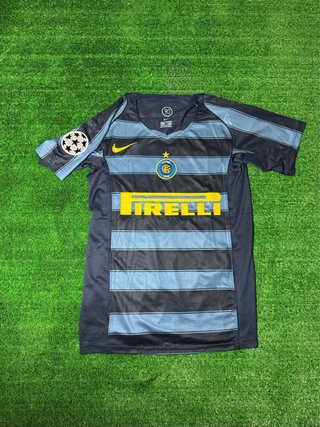 [PRECIO FIJO] Inter Milan - Adriano 10 - 2005