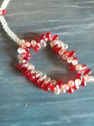 Collana cristalli bianchi e rossi