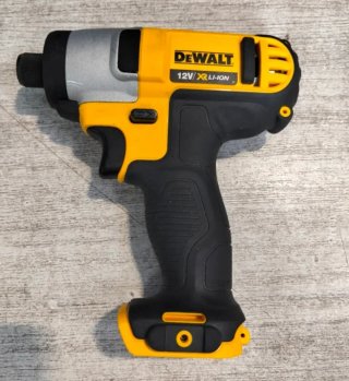 DEWALT DCF815 12V Controlador de impacto
