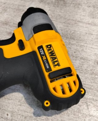 DEWALT DCF815 12V Controlador de impacto