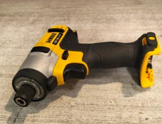 DEWALT DCF815 12V Controlador de impacto