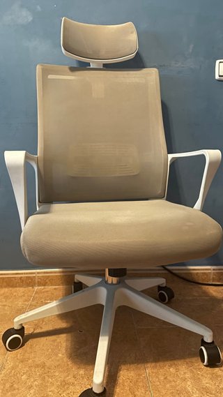 Silla de escritorio ergonómica nueva