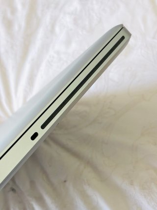 MacBook Pro Core Duo i7 Plata