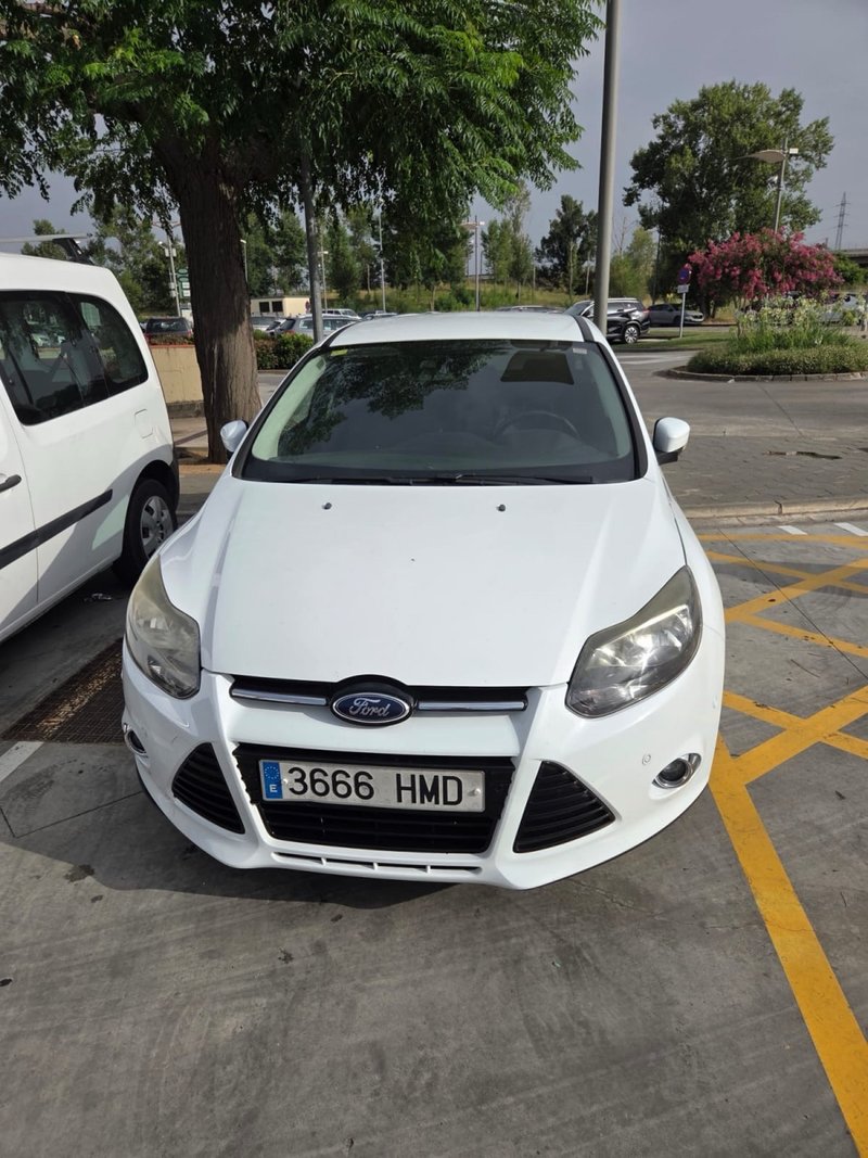 Ford Focus 2012 - foto 1