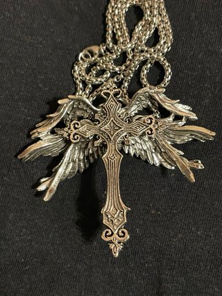 Collana unisex croce alata acciaio