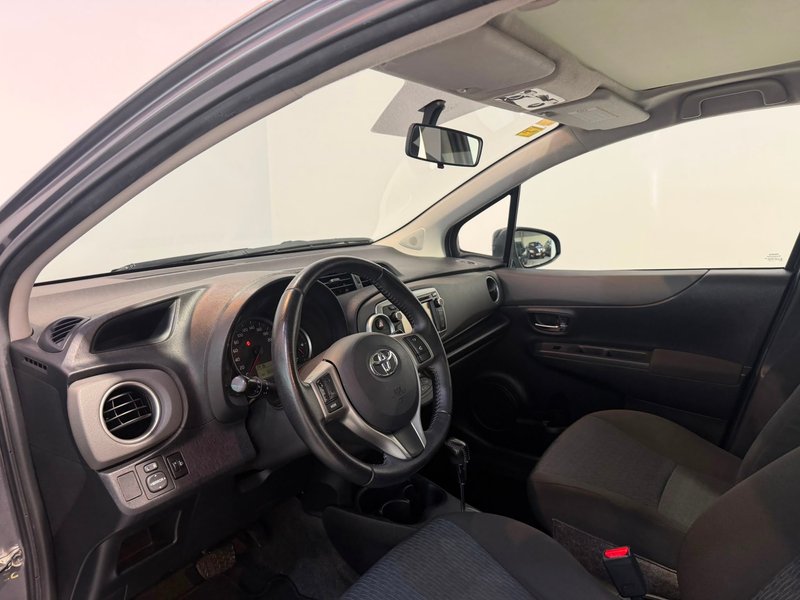 Toyota Yaris 100 Active 5p 2012, foto 8