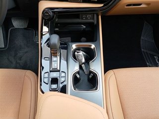 Lexus NX PREMIUM 4WD