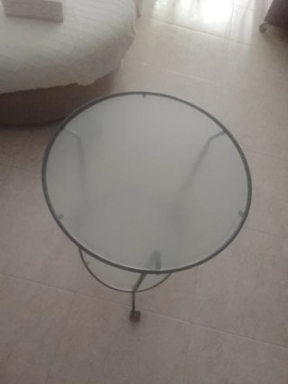 Mesa redonda cristal y metal