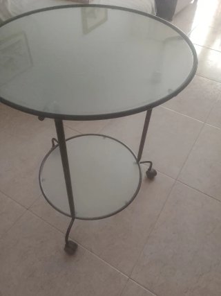 Mesa redonda cristal y metal