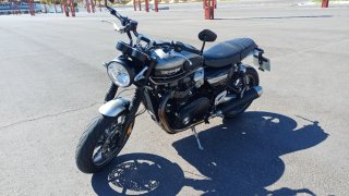 Triumph Speed Twin 1200